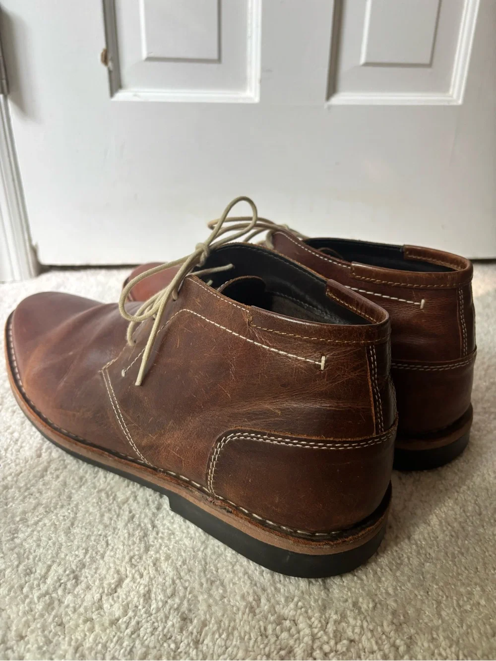 Steve Madden Men's Brown Leather Chukka Boots with Tan Laces
